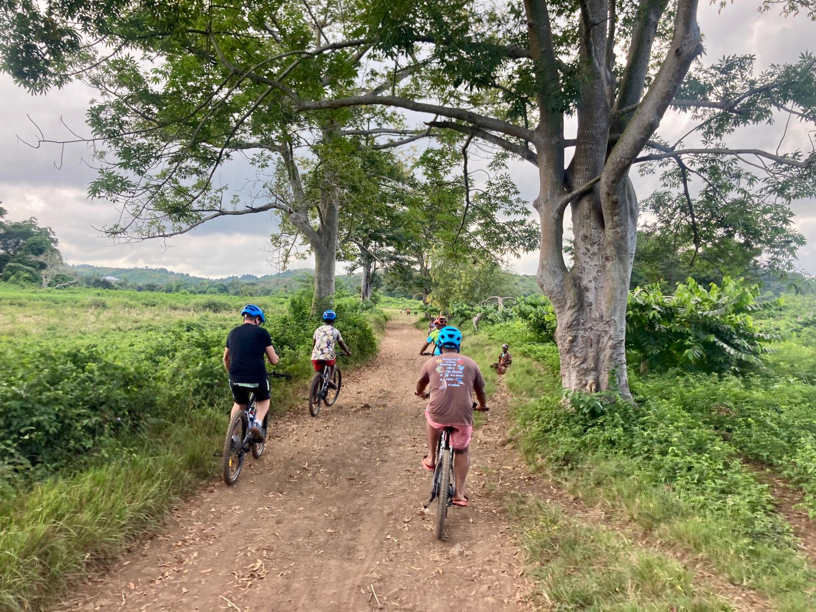 Andilana - The ascent of Mont Passot - Mountain bike route