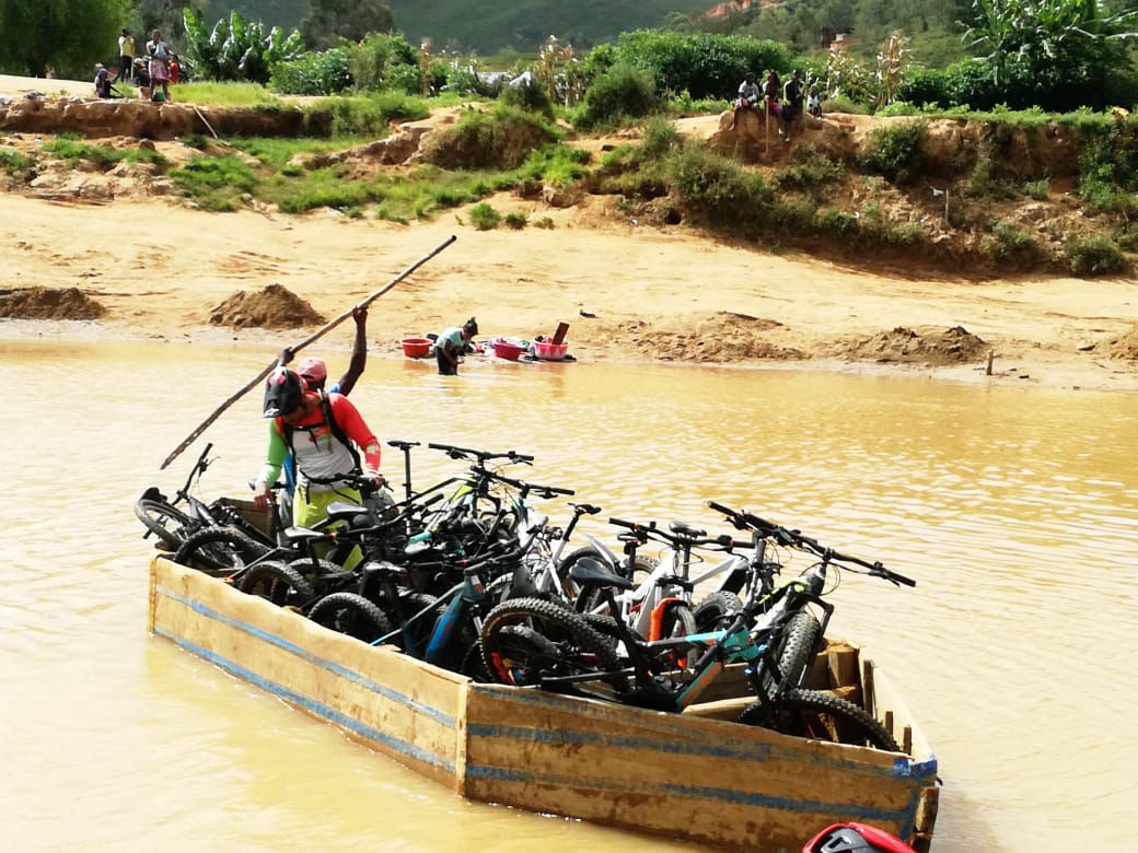 Organized outing Ambohimanambola: Family 10 km