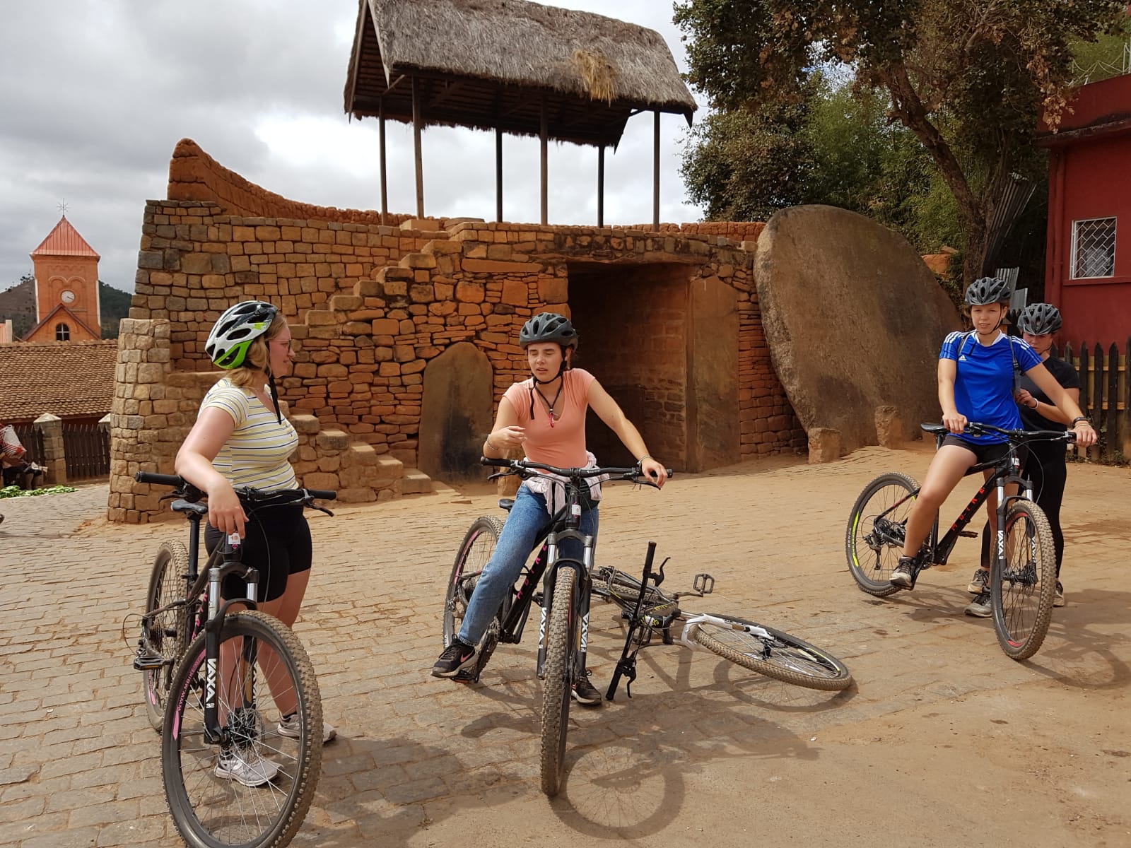 Loop 3: Sports mountain biking Au Bois Vert / Rova Ambohimanga