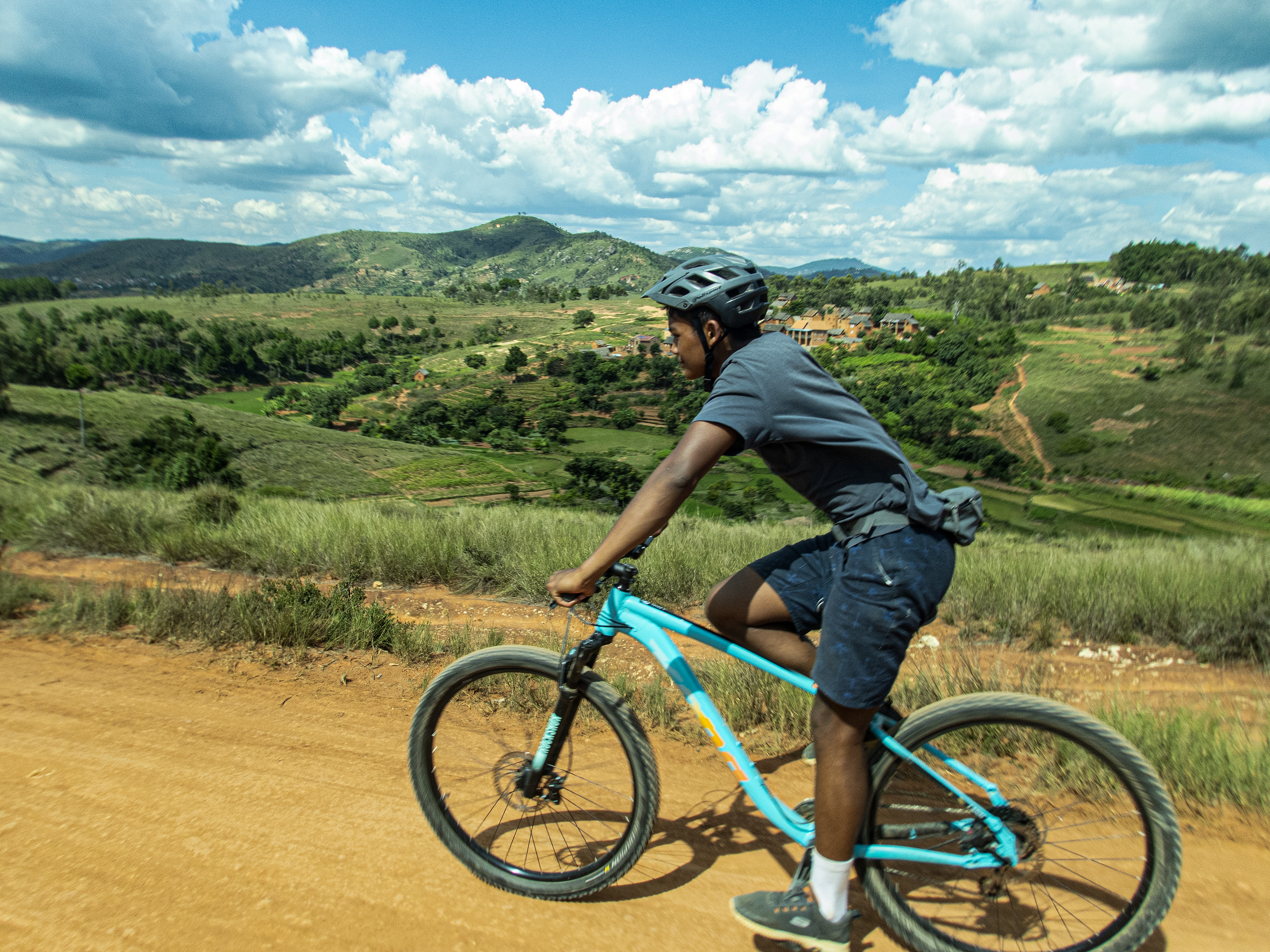 Tana - Mantasoa - Hiking (Go / Return)