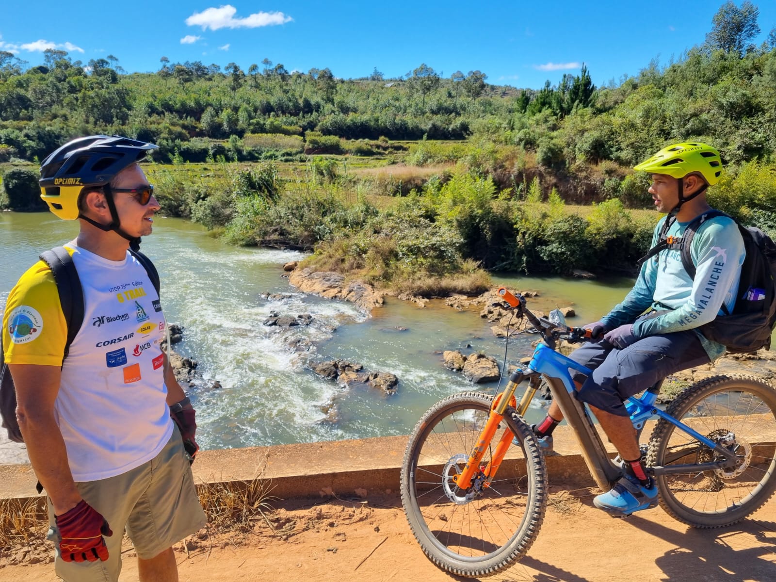 Au fil de l'eau - Lac Tsiazompaniry