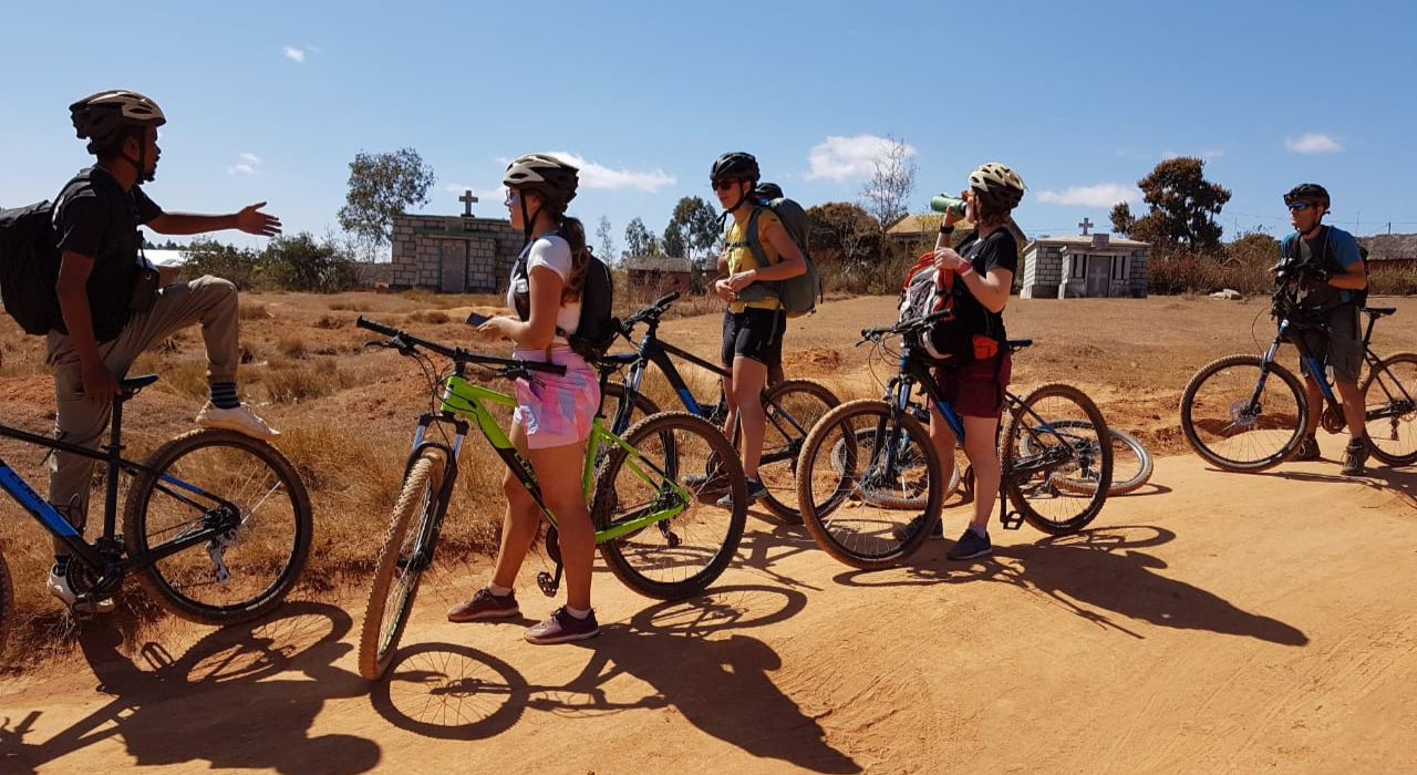 Antananarivo - Ampefy en VTT / VTTAE en deux jours