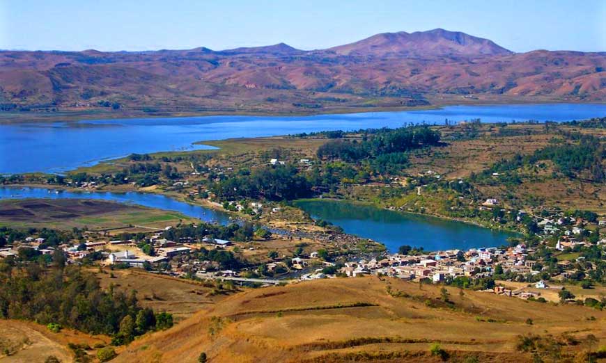 TOUR DES 13 VILLAGES D'AMPEFY